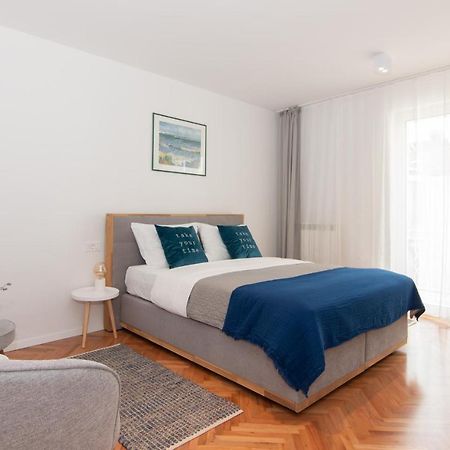 The Rose Garden Apartments Portorož Zewnętrze zdjęcie