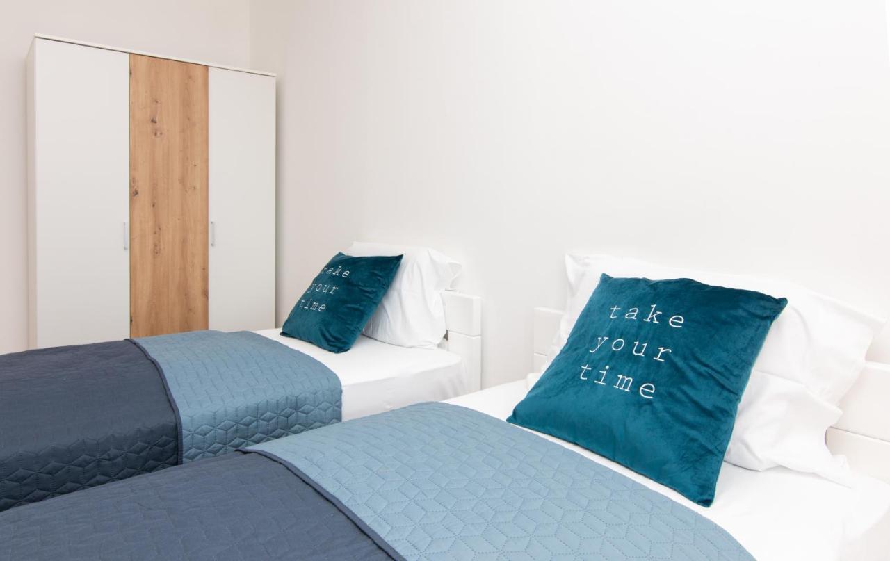 The Rose Garden Apartments Portorož Zewnętrze zdjęcie